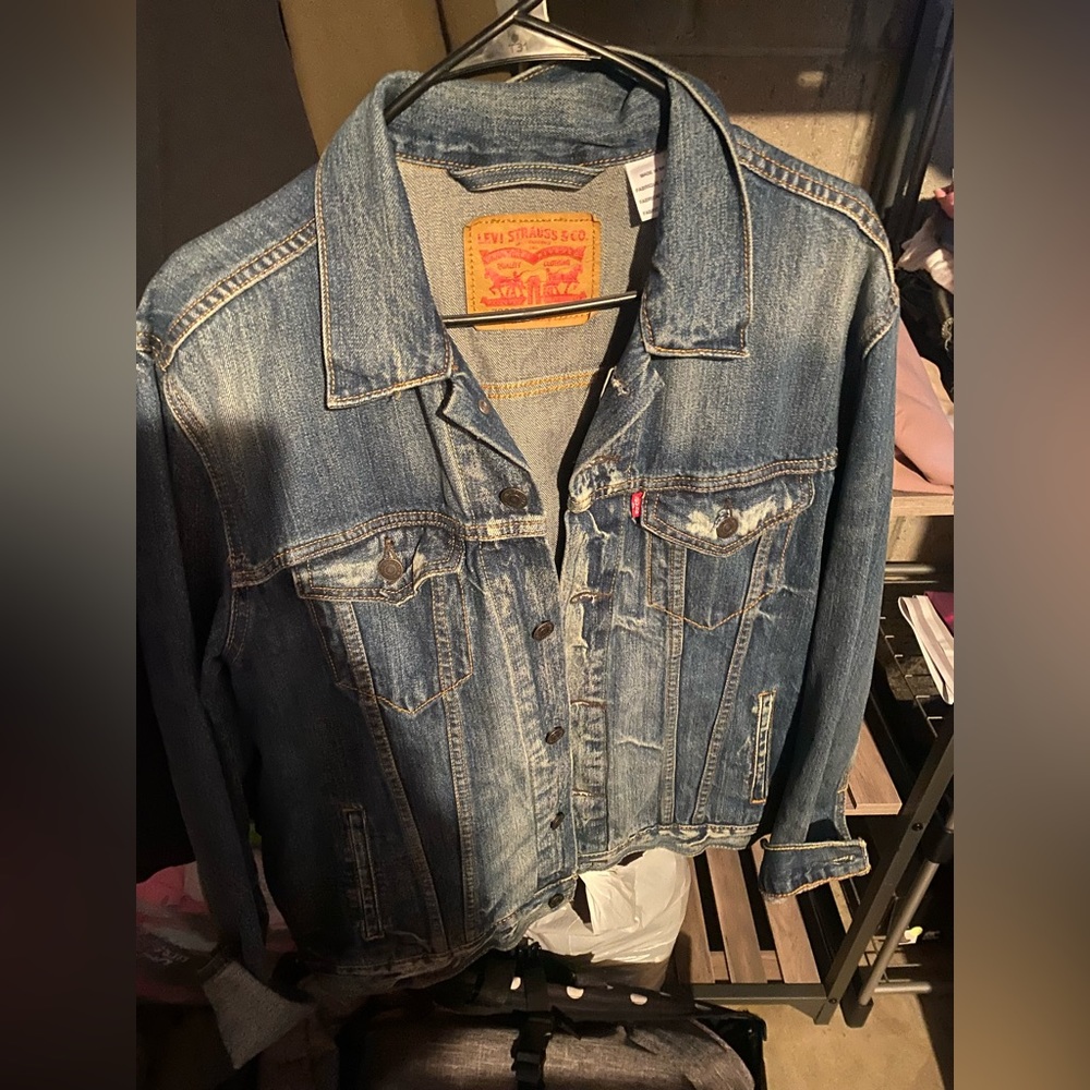 Mens Levi’s jean Jacket
